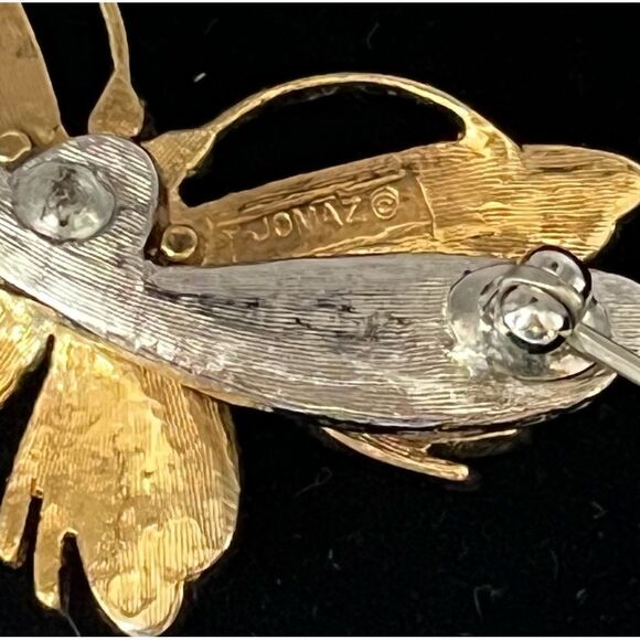 JOMAZ VTG signed turquoise and Opal butterfly brooch. - Picture 4 of 5